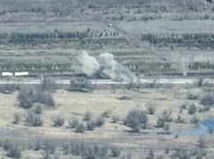 Харьковские гвардейцы уничтожили боекомплекты россиян на Бахмутском направлении: Кадры операции