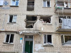 Российские захватчики 26 марта ударили по Купянску: Повреждена многоэтажка