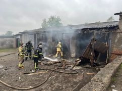 Російські загарбники обстріляли центр Куп’янська на Харківщині: Кадри з місця