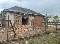 Росіяни обстріляли приватний будинок на Харківщині: Поранена жінка
