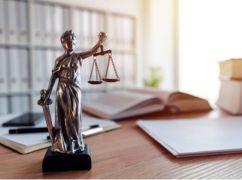 На Харківщині чоловіку дали умовне покарання за смертельну ДТП, бо він пішов до ЗСУ 