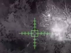 Харьковская бригада ночным дроном уничтожила российский танк: Кадры из воздуха