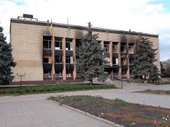 На Харьковщине восстанавливают городской совет, значительно поврежденный россиянами