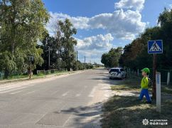 Відсутність "зебри" та дорожніх знаків: Харківські поліцейські обстежили дороги біля шкіл