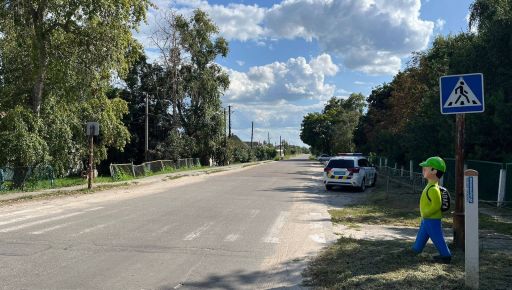 Отсутствие "зебры" и дорожных знаков: Харьковские полицейские обследовали дороги возле школ