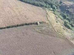 На Харківщині знищили опорний пункт росіян: Кадри з повітря