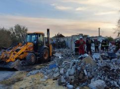 У Грозі на Харківщині готуються до масового поховання жертв російської атаки — поліція
