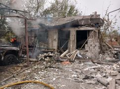 Окупанти вдарили по будинку на Харківщині: З-під завалів дістали двох загиблих