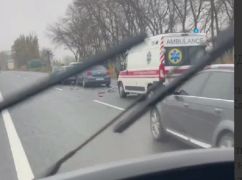 Біля Харкова сталася масова ДТП: Пошкоджено щонайменше 4 автомобілі