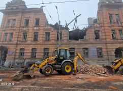 У Харкові внаслідок атаки росіян знищена історична будівля початку ХХ століття