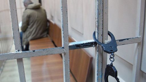 В Харькове вооруженный мужчина ограбил продавщицу: Приговор суда