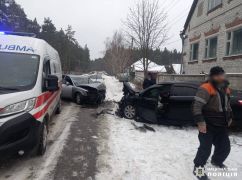 На Харьковщине врезались авто: Госпитализированы двое водителей
