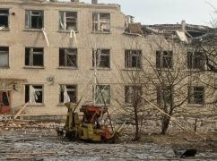 Росіяни випустили ракети по гуртожитку на Харківщині: Будівля зруйнована