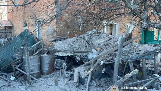 Розбиті будинки та підприємство: Поліція показала наслідки російських обстрілів Харківщини