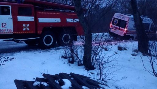 На Харківщині дві "швидкі" зупинилися на кризі: На місце прибули рятувальники