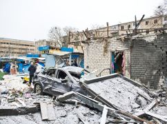 На Харьковщине в результате российской атаки мужчина оказался под завалами