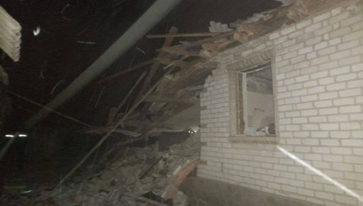 Окупанти скинули авіабомби на село на Харківщині: Загинула жінка, поранений чоловік