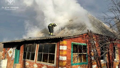 На Харківщині в палаючому будинку знайшли труп чоловіка