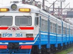 На Харьковщине из-за ночного обстрела отменены несколько пригородных поездов