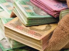 У Харкові жінка пропонувала хабар копам, які затримали її за кермом напідпитку