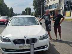 У Харкові п’яний водій BMW без документів протаранив інше авто