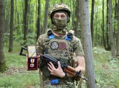 Військовий з Харківщини, який 9 діб був у бойовому виході, нагороджений медаллю