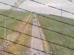Украинские бойцы показали точное уничтожение российского Камаза на Харьковщине