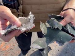 В Харькове показали осколки ракеты, которой россия попала около гипермаркета