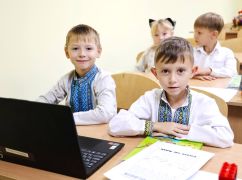 Синєгубов розповів, як проходить навчання у школах Харківщини