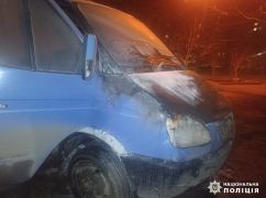 У Харкові чоловік підпалив чужий автомобіль, який "заважав руху"