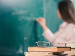 Пісочин отримає більше, ніж Чугуїв: як уряд розподілив гроші на доплати вчителям Харківщини