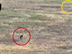 У Харківській області зафільмували дуель дрона та окупанта: відео двобою