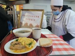 День працівників харчової промисловості: Як Харків годує тисячі людей щодня