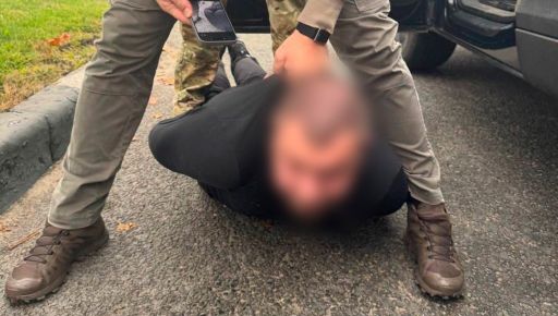У Харкові зловмисники тримали чоловіка в підвалі та відібрали майже $100 тис.