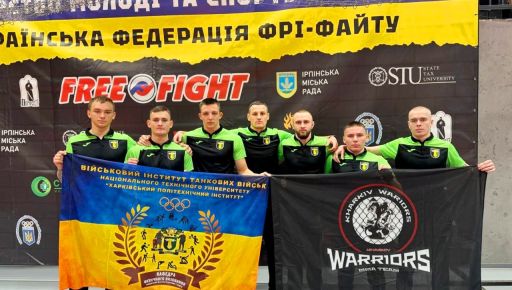 Харьковчане добыли в борьбе призовые места на соревнованиях по смешанным контактным единоборствам