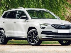 Чому &Scaron;koda Karoq 2025 року вважають збалансованим вибором у лінійці бренду