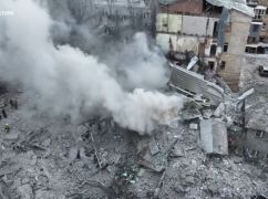 З&rsquo;явилося відео з коптеру над зруйнованою багатоповерхівкою у Харкові