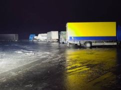 Негода на Харківщині: де обмежено рух автобусів та вантажівок