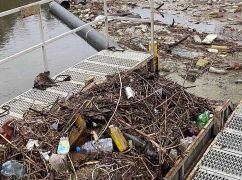 В Харькове уникальный "Trash killer" выловил из реки более 60 тонн мусора: результаты экопроекта
