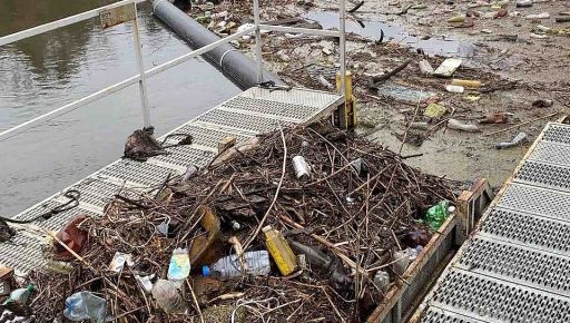 У Харкові унікальний "Trash killer" виловив з річки понад 60 тон сміття: результати екопроєкту