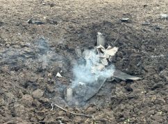 В Харькове куски дрона упали на детскую площадку