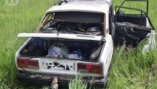На Харківщині подружжя зазнало тяжких поранень через удар дрона по автівці