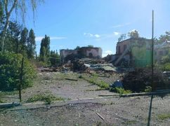 На Золочевскую громаду за час сбросили девять УАБов