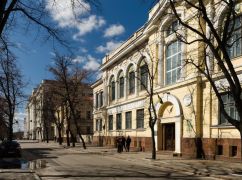 Удар по центру Харькова: повреждено одно из наиболее сохранившихся зданий Бекетова