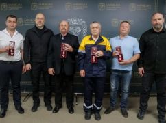 Працювали під вогнем РФ: двоє працівників "Газмереж" із Харківської області отримали ордени "За мужність"