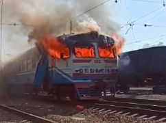 Міністр розповів подробиці ворожого удару по потягу в Лозівській громаді