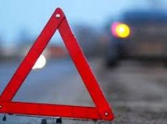 У Мерефі перекинувся спецавтомобіль: кадри з місця ДТП