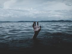 В Харькове в реке нашли тело &ndash; соцсети