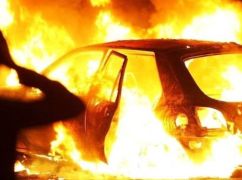 На Харьковщине &ndash; прямое попадание дрона на оптоволокне в автомобиль