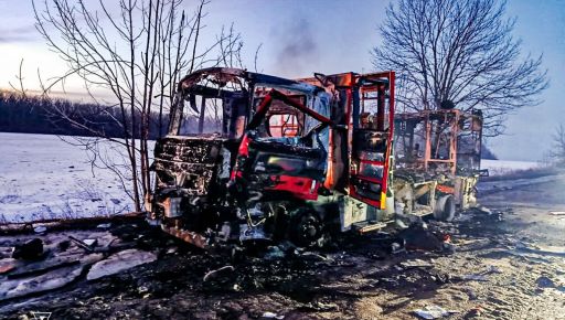 На Харьковщине россияне прицельно ударили по спасателям, тушившим пожар после атаки